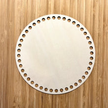 Ladda upp bild till gallerivisning, Materialkit - "Bunny" virka en påskhare-korg och en rund med lock