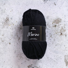 Ladda upp bild till gallerivisning, Merino 50g Pitch Black