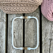 Ladda upp bild till gallerivisning, Clutch-knäppe 21 cm.