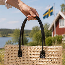 Ladda upp bild till gallerivisning, Materialkit "Ingrid" en lättvirkad väska i Jumbogarnet