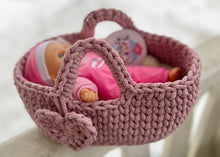 Ladda upp bild till gallerivisning, Materialkit - "Rosa" virka en dockbädd