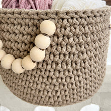 Ladda upp bild till gallerivisning, Materialkit - "Tove" virka en hög korg med handtag av träpärlor