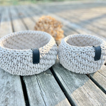 Ladda upp bild till gallerivisning, Materialkit - "Ella" Virka två runda korgar med snyggt mönster