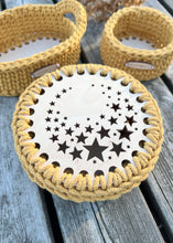 Ladda upp bild till gallerivisning, Materialkit - "Saga" virka tre små korgar