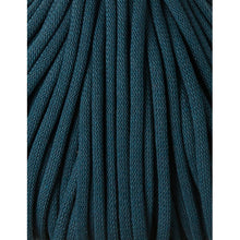 Ladda upp bild till gallerivisning, PEACOCK BLUE Jumbo 9 mm. 1,2 kg. mjukt bomullssnöre