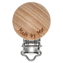 Ladda upp bild till gallerivisning, Hängselclips "Made by Mor"