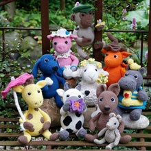 Ladda upp bild till gallerivisning, Mönsterbok "Virka 9 djur"