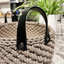 Ladda upp bild till gallerivisning, Materialkit - "Marie" Virka en oval korg med handtag

