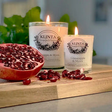 Ladda upp bild till gallerivisning, Doft-massageljus Granatäpple &amp; Mynta, 18 timmar
